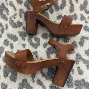 Steve Madden Brown Sandals size 8 1/2